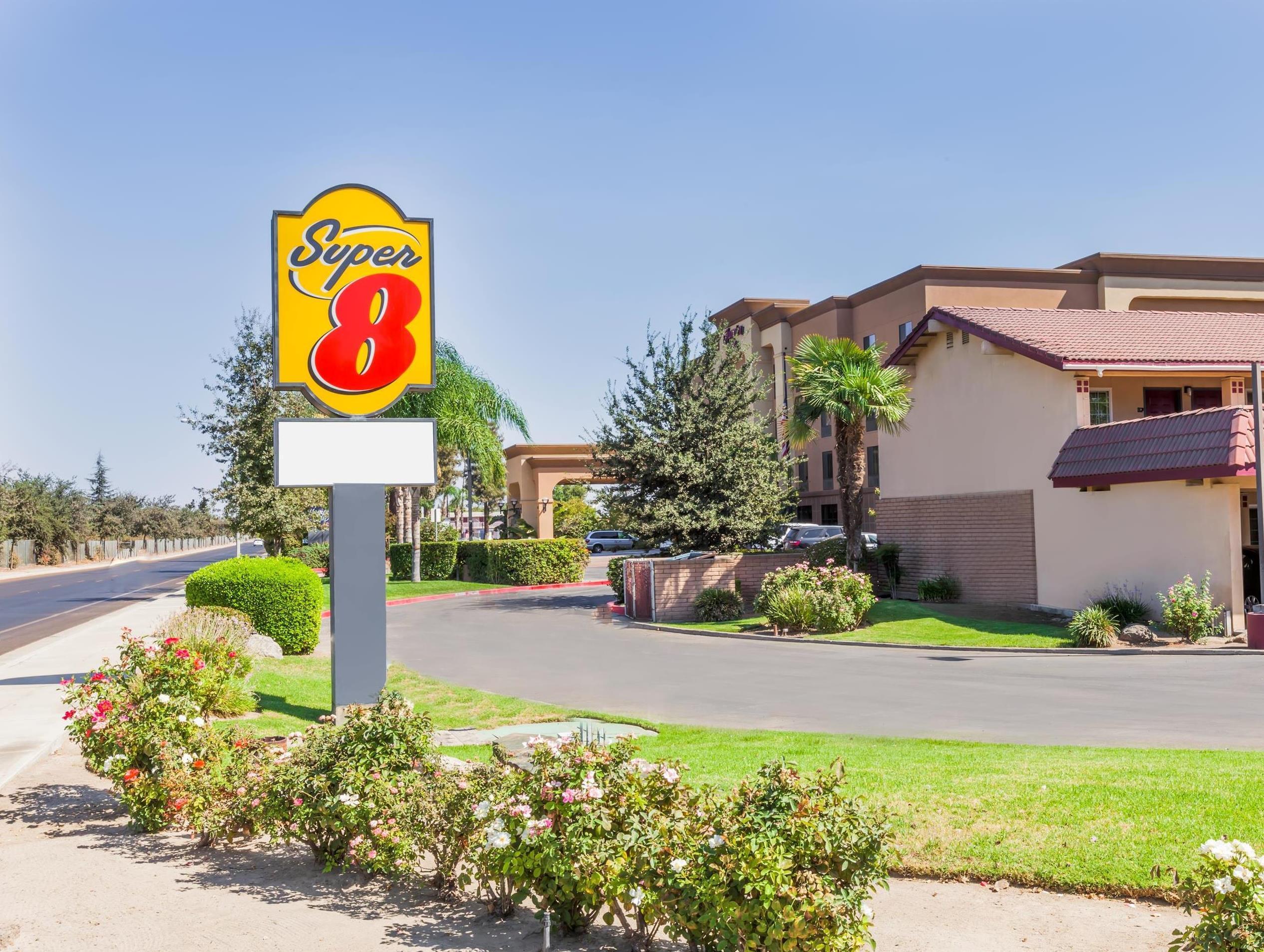 Hotel Super 8 By Wyndham Visalia Zewnętrze zdjęcie